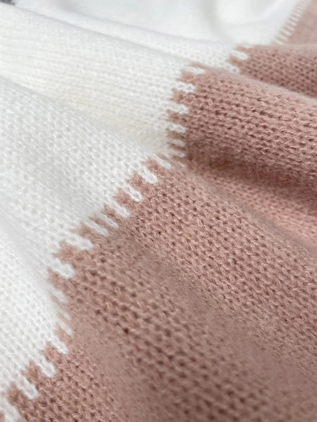 Brynlee | Cozy Autumn Layer for Everyday Elegance