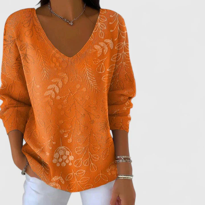 Aislynnne | Sophisticated V-Neck Top