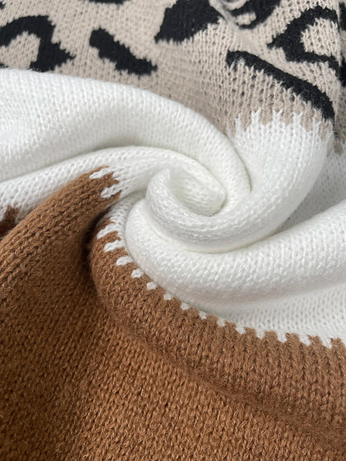 Brynlee | Cozy Autumn Layer for Everyday Elegance